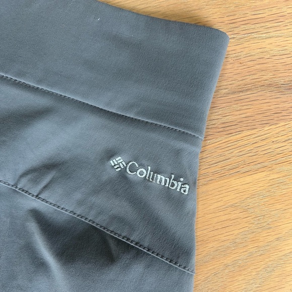 Columbia Sportswear stretch calf-length grey pants size M - Picture 3 of 7